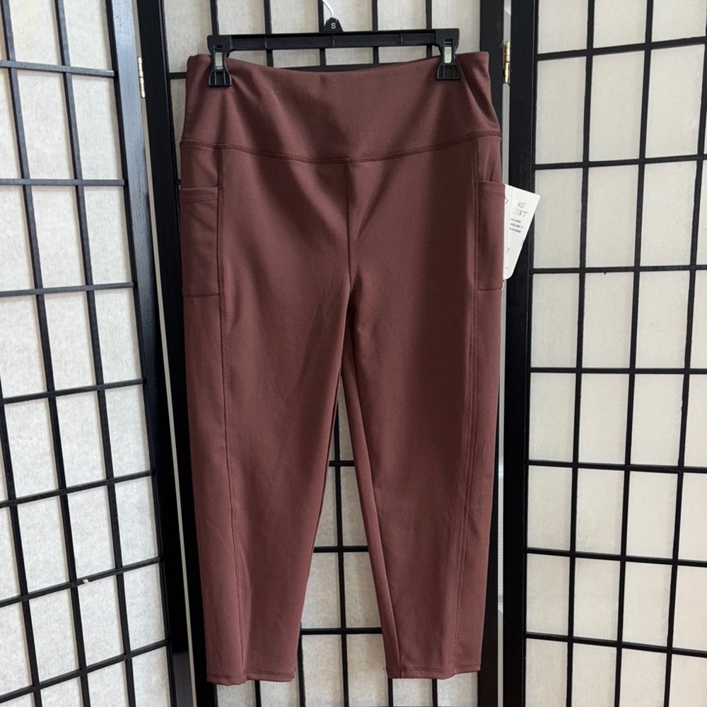 Starting Point Women's Brown Capris